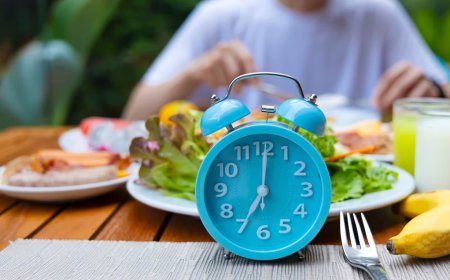 Une stratégie simple de jeûne intermittent surpasse-t-il un régime minceur?