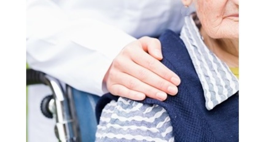 À 80 ans, j'ai beaucoup d'urine la nuit. Comment corriger cela?
