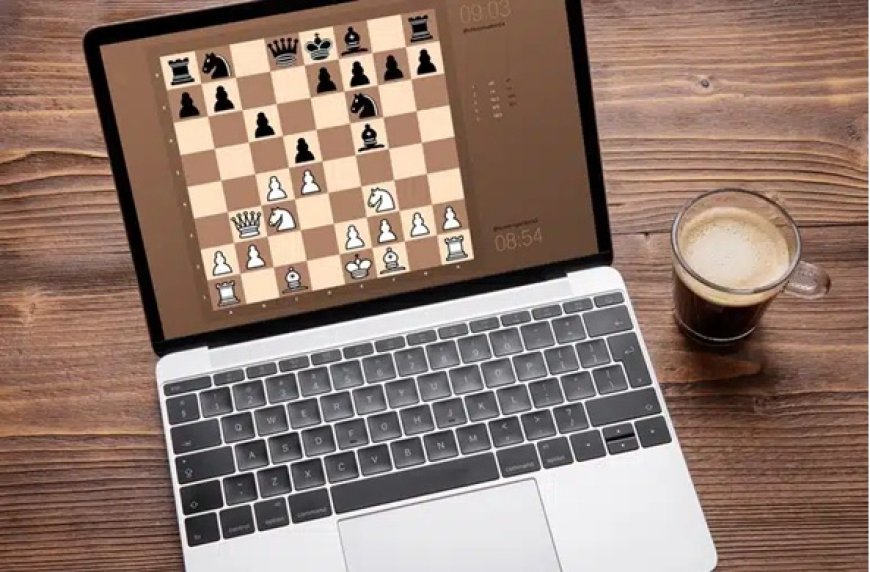 Jeu d'échecs VS l'ordinateur ou VS un ami(e) ou petit-fils par ordinateur