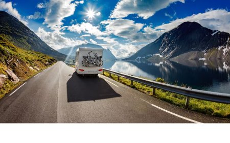 On voyage en motorisés