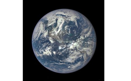 Pourquoi la TERRE est habitable et aucune autre planète connue?