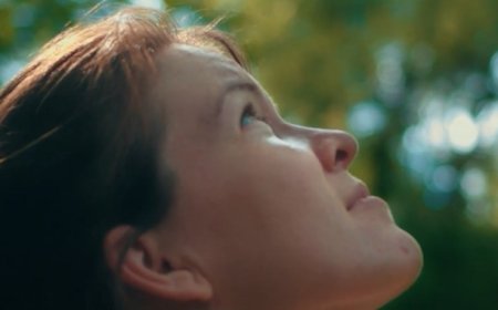 Elle a regardé l'éclipse pendant 30 secondes - quelques heures plus tard, tout était noir