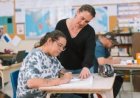 Comment obtenir un DES (Diplôme d'études secondaires) du Québec pour adultes avec des guides imprimés qui sont vendus aux élèves ?